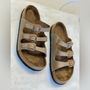 Birkenstock Florida 3 straps leather sandals women size 8, Men’s size 6 clean